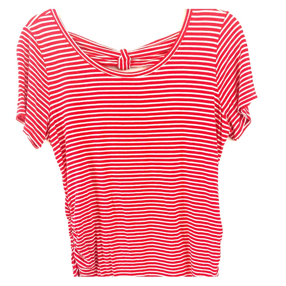Medium full moon maternity top NWOT